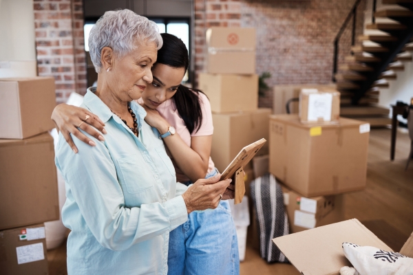 Packing Help for Seniors for Safer, Less Stressful Moves